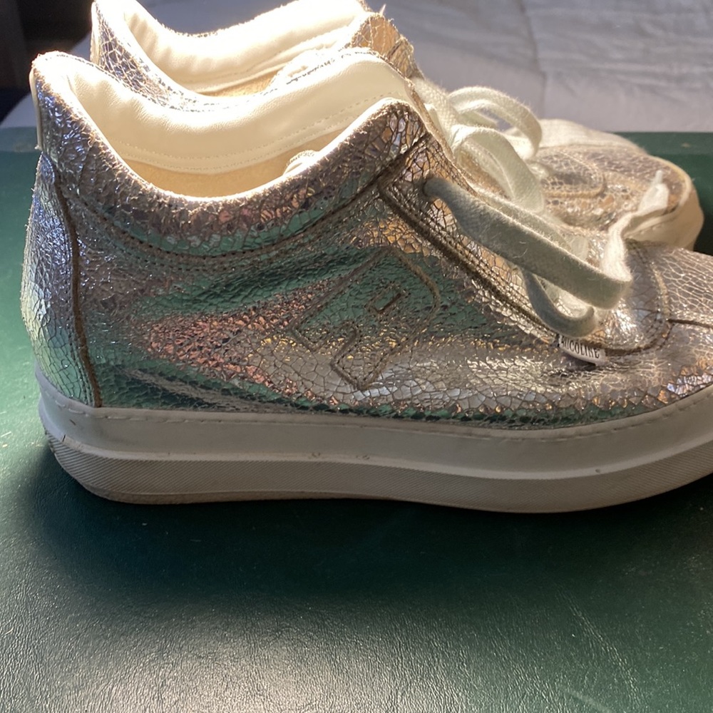 Ruco Line silver hi-top tennis shoes 7/12